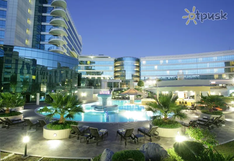 Фото отеля Millennium Airport Hotel Dubai 4* Дубай ОАЕ екстер'єр та басейни