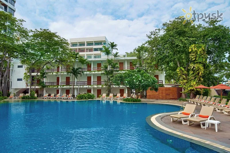 Фото отеля Cosy Beach Hotel 3* Паттайя Таиланд экстерьер и бассейны
