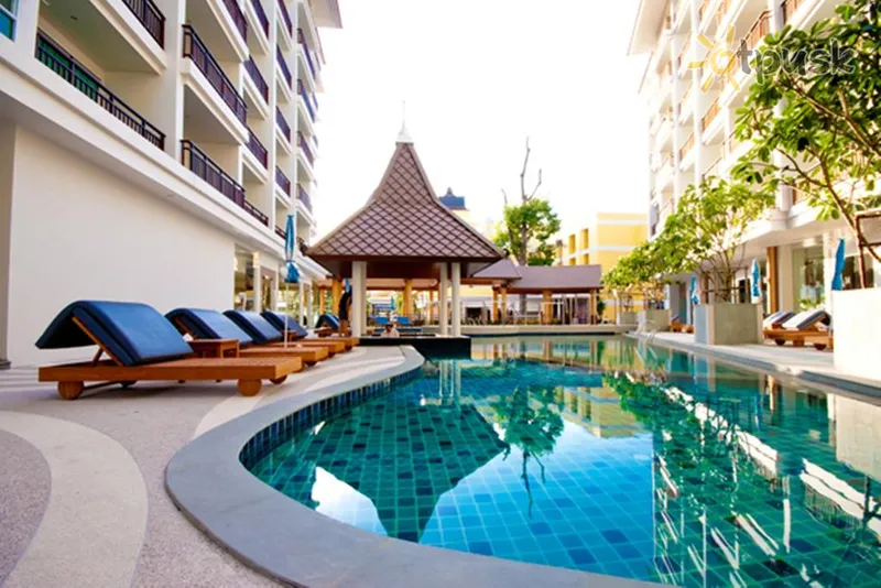 Фото отеля Crystal Palace Pattaya 3* Pataja Tailandas išorė ir baseinai