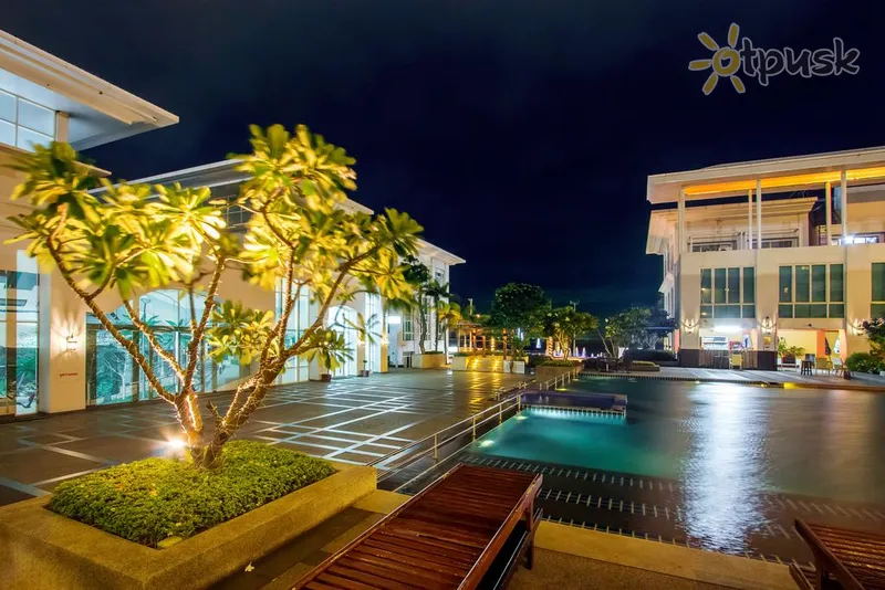 Фото отеля D Varee Jomtien Beach 4* Pataja Taizeme ārpuse un baseini