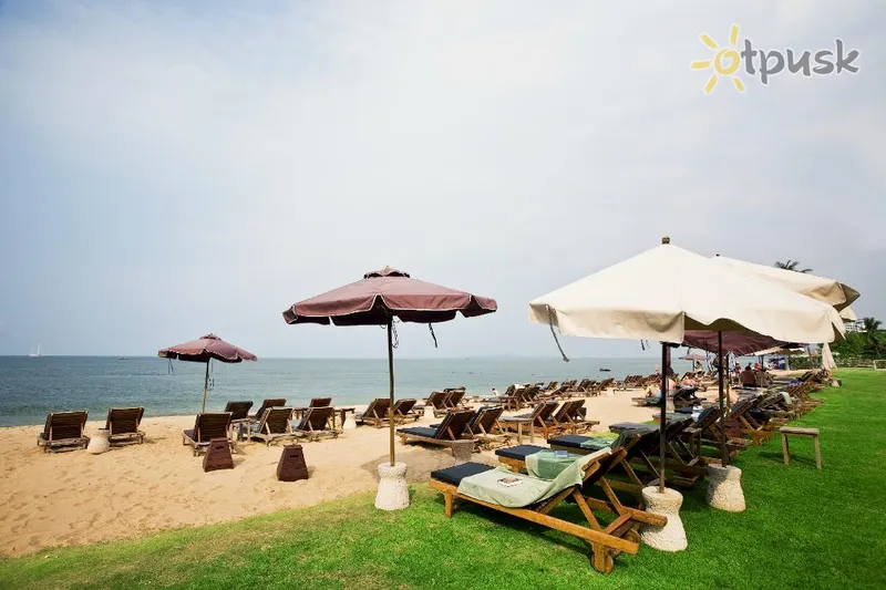 Фото отеля Dor-Shada Resort by The Sea 4* Паттайя Таиланд пляж