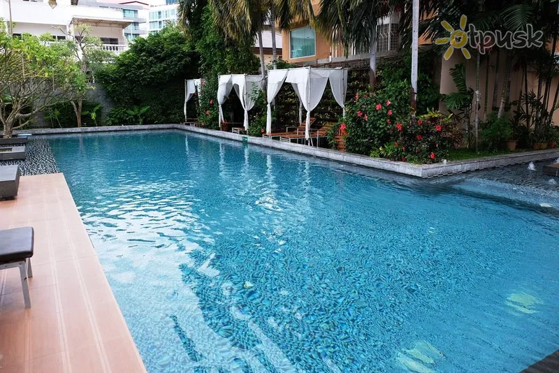 Фото отеля Kudos Parc Pattaya 4* Pataja Taizeme ārpuse un baseini