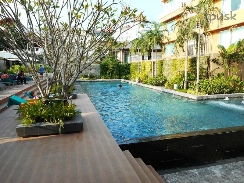 Фото отеля Kudos Parc Pattaya 4* Pataja Tailandas išorė ir baseinai