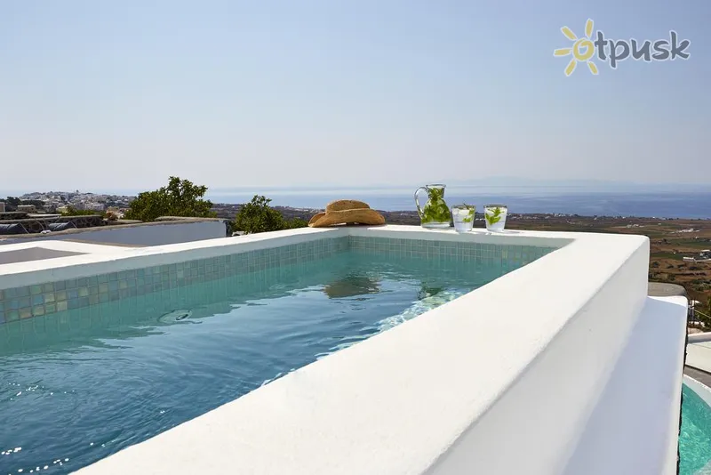 Фото отеля Aperanto Suites 3* Santorini Graikija išorė ir baseinai