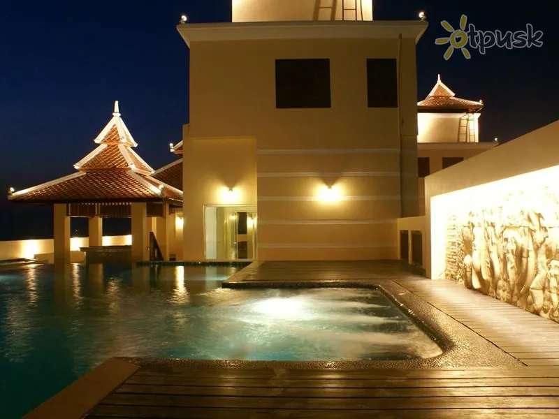 Фото отеля Aiyara Palace Hotel 3* Паттайя Таиланд экстерьер и бассейны