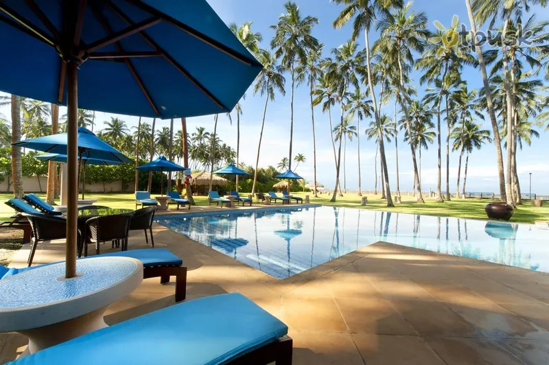 Фото отеля Reef Villa & Spa 5* Wadduwa Šrilanka ārpuse un baseini