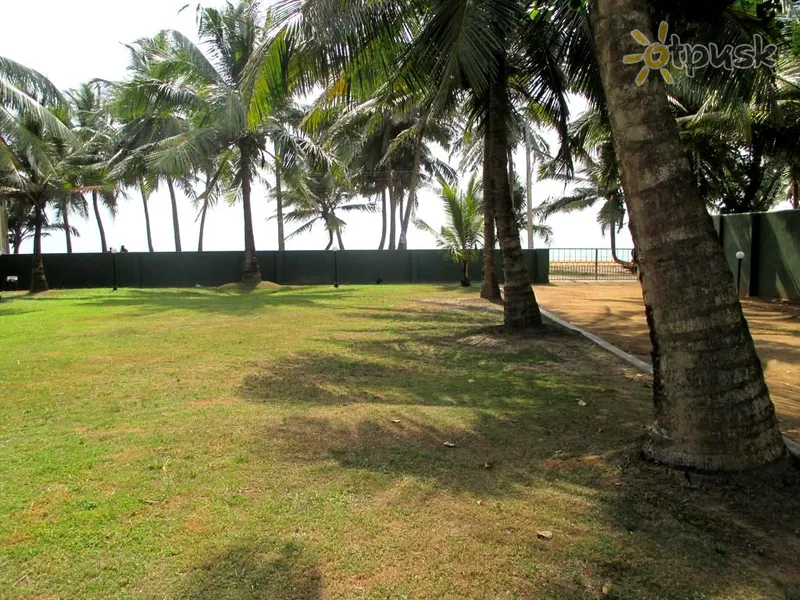 Фото отеля Whispering Shells Villa 2* Kalutara Šrilanka ārpuse un baseini