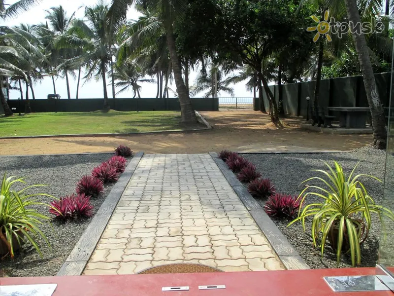 Фото отеля Whispering Shells Villa 2* Kalutara Šrilanka ārpuse un baseini