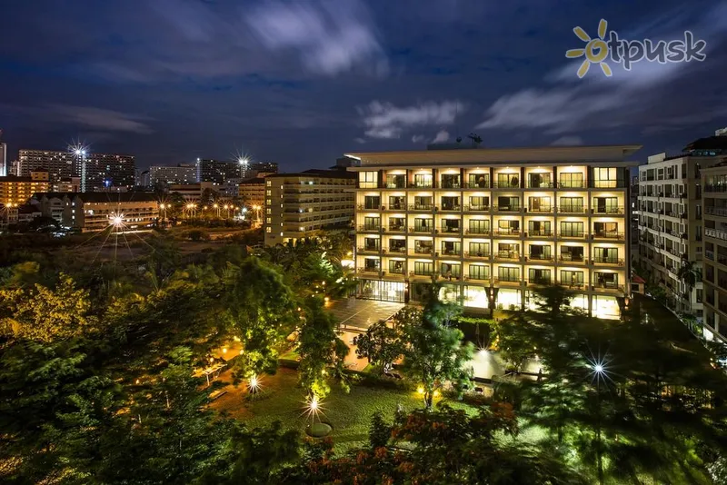 Фото отеля Fifth Jomtien Pattaya 4* Паттайя Таиланд экстерьер и бассейны