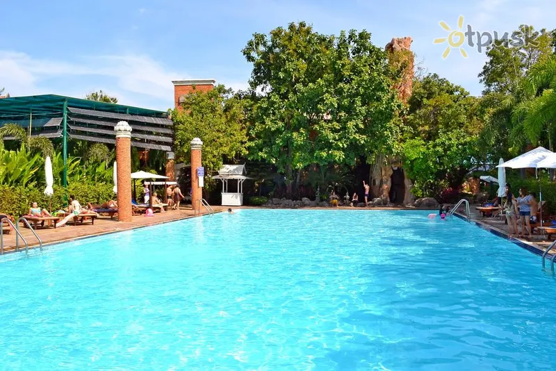 Фото отеля Fairtex Sports Club & Hotel 4* Паттайя Таиланд экстерьер и бассейны