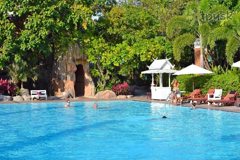 Фото отеля Fairtex Sports Club & Hotel 4* Паттайя Таїланд екстер'єр та басейни