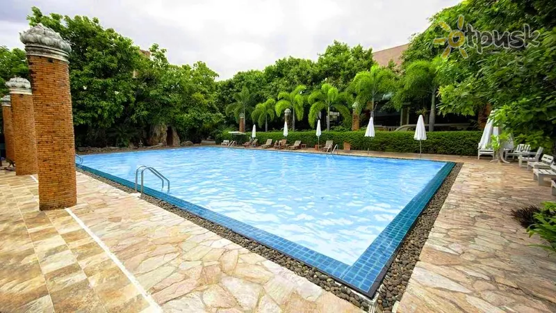 Фото отеля Fairtex Sports Club & Hotel 4* Паттайя Таїланд екстер'єр та басейни
