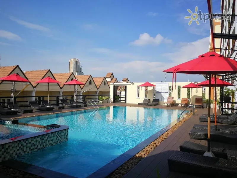 Фото отеля Golden Sea Pattaya Hotel 3* Паттайя Таїланд екстер'єр та басейни