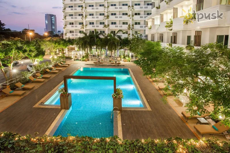 Фото отеля Hill Fresco Pattaya Hotel 3* Паттайя Таїланд екстер'єр та басейни