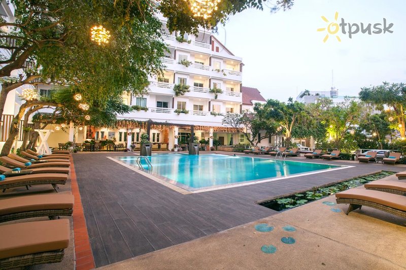 Фото отеля Hill Fresco Pattaya Hotel 3* Паттайя Таиланд экстерьер и бассейны