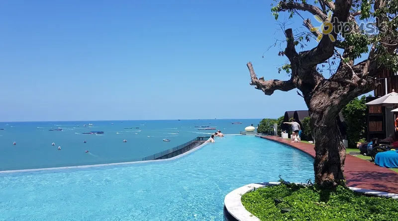 Фото отеля Hilton Pattaya 5* Паттайя Таиланд экстерьер и бассейны