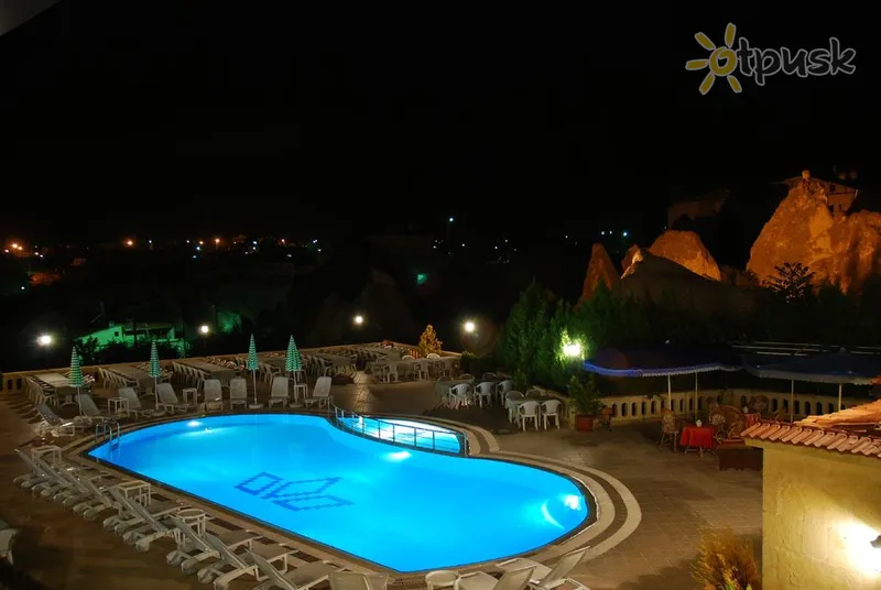 Фото отеля Burcu Kaya Hotel 4* Kapadokija Turkija išorė ir baseinai