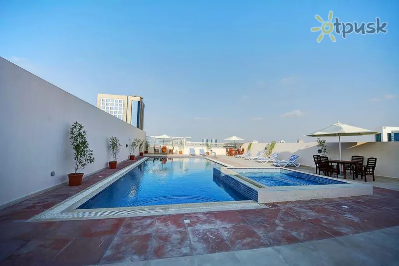 Фото отеля Orchid Vue Hotel 4* Дубай ОАЭ экстерьер и бассейны