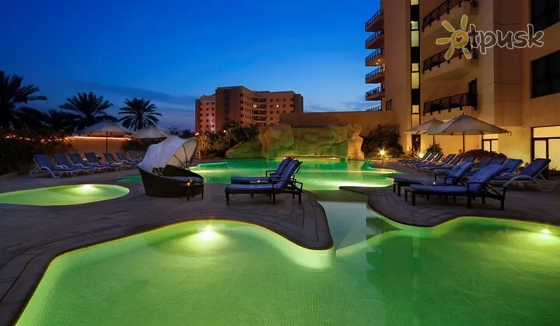 Фото отеля Park Hotel Apartments 3* Дубай ОАЭ экстерьер и бассейны