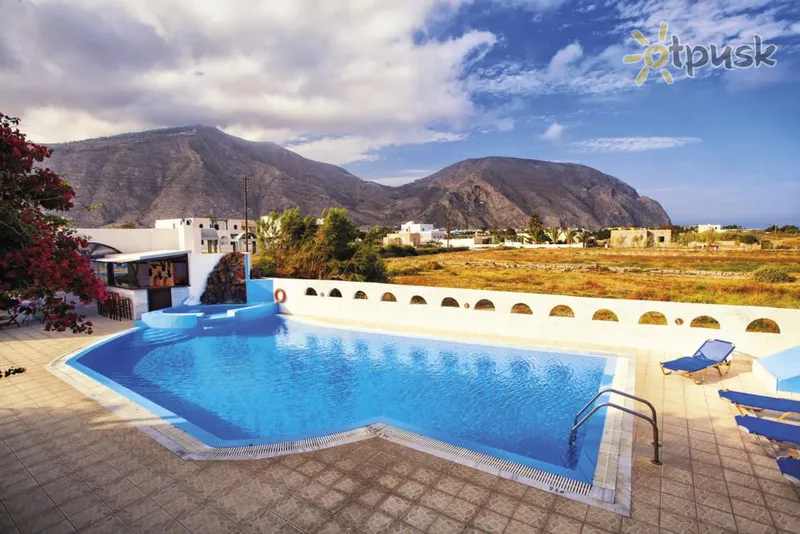 Фото отеля Limnes Villa 2* par. Santorini Grieķija ārpuse un baseini