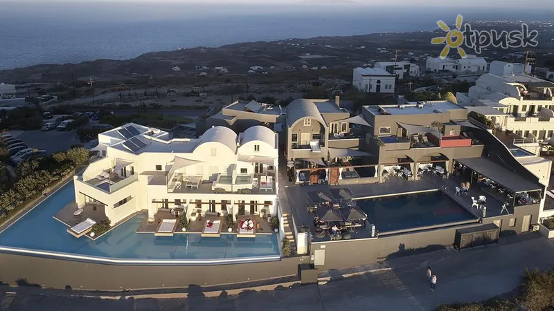 Фото отеля West East Suites 5* о. Санторіні Греція екстер'єр та басейни