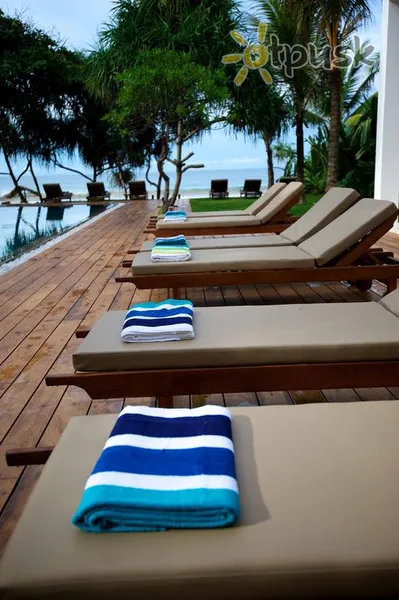Фото отеля Roman Beach 4* Хіккадува Шрі Ланка екстер'єр та басейни