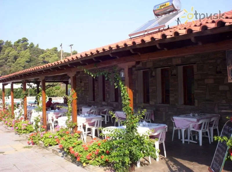 Фото отеля Azapiko Blue Sea Hotel 2* Halkidiki — Sitonija Grieķija bāri un restorāni