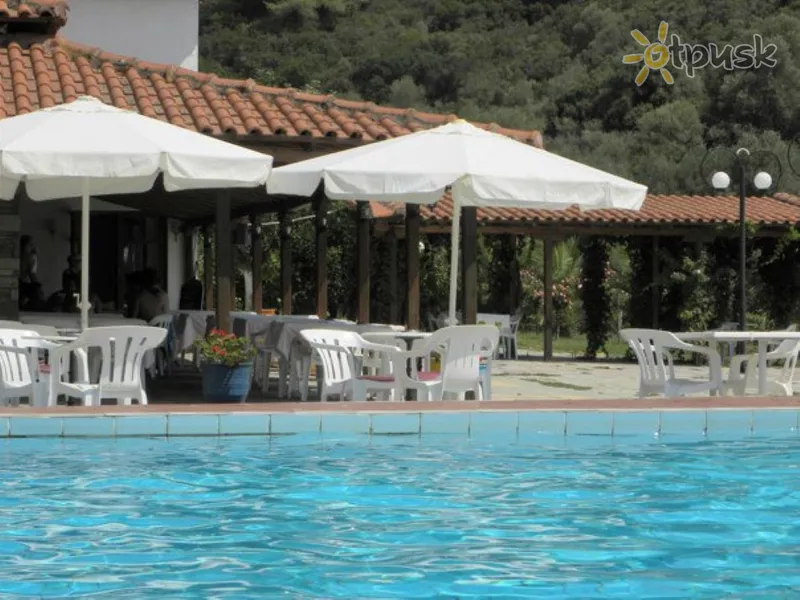 Фото отеля Azapiko Blue Sea Hotel 2* Chalkidikė – Sitonija Graikija barai ir restoranai