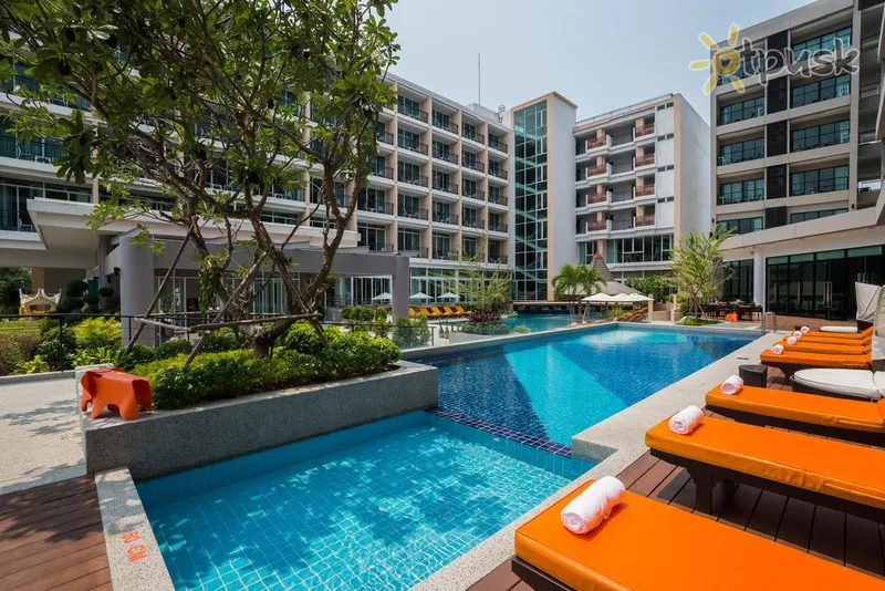 Фото отеля J Pattaya Hotel 4* Pataja Taizeme ārpuse un baseini