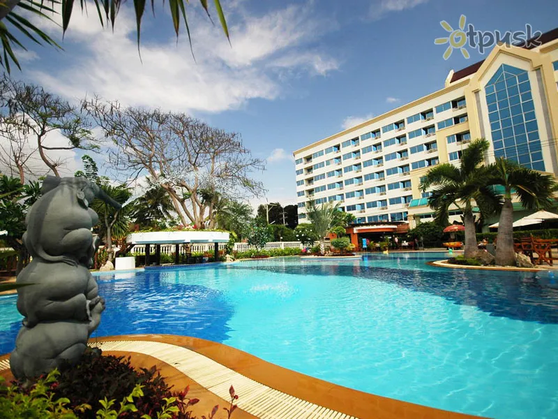Фото отеля Coco Beach Hotel Jomtien Pattaya 4* Паттайя Таиланд экстерьер и бассейны