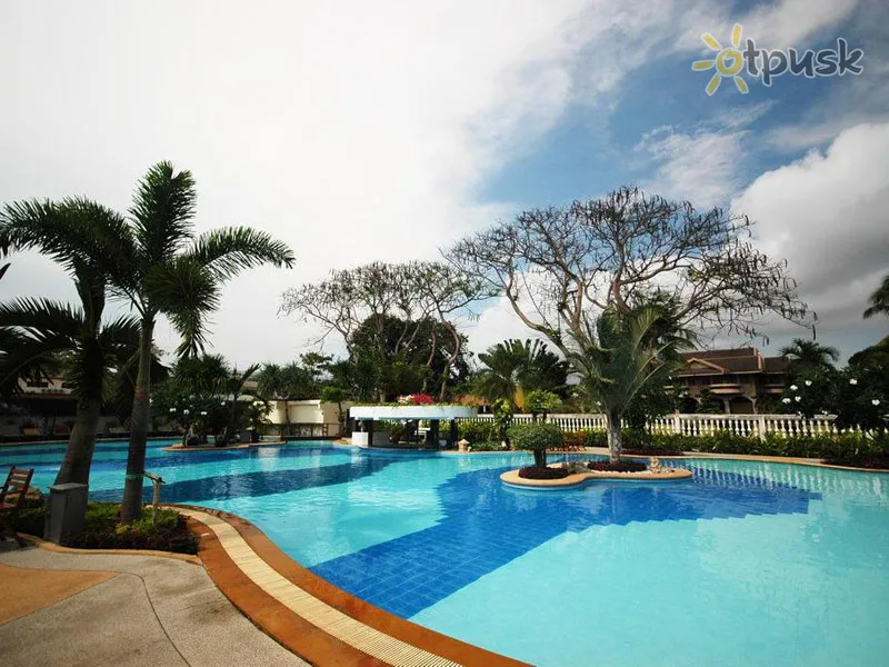 Фото отеля Coco Beach Hotel Jomtien Pattaya 4* Pataja Tailandas išorė ir baseinai