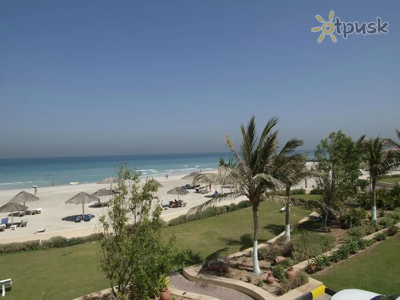 Фото отеля Umm Al Quwain Beach Hotel 4* Umm Al Quwain AAE pludmale