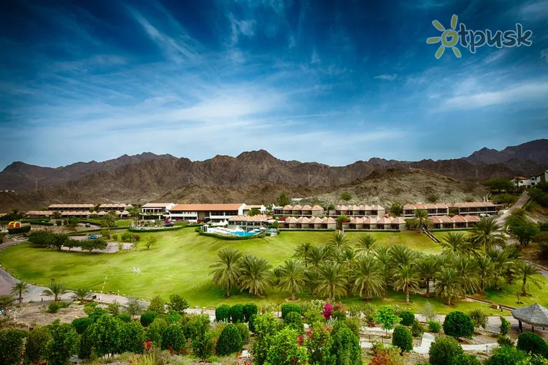 Фото отеля JA Hatta Fort Hotel 5* Дубай ОАЭ экстерьер и бассейны
