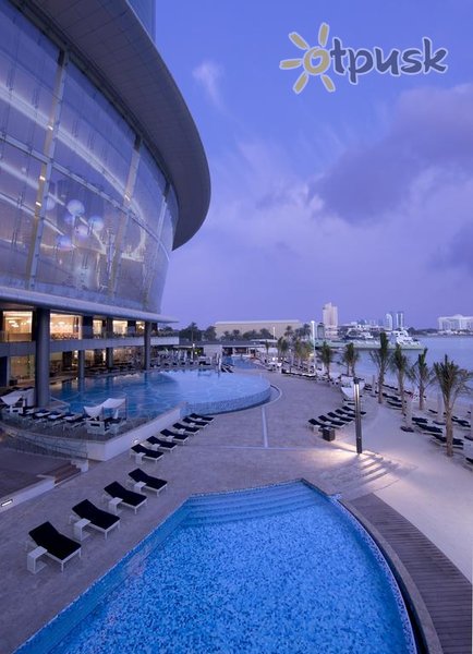 Фото отеля Conrad Hotel Abu Dhabi Etihad Towers 5* Абу Даби ОАЭ экстерьер и бассейны