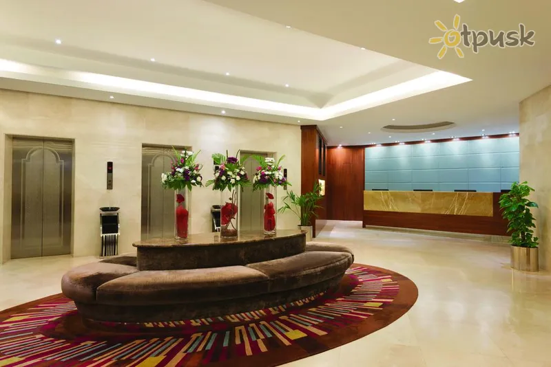 Фото отеля Ramada Abu Dhabi Corniche 4* Abu dabī AAE vestibils un interjers