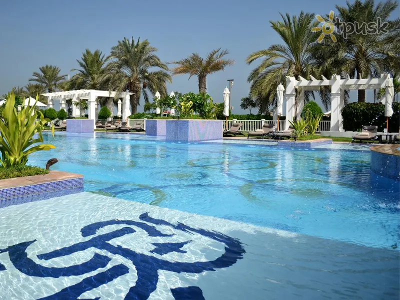 Фото отеля The St. Regis Abu Dhabi 5* Абу Даби ОАЭ экстерьер и бассейны