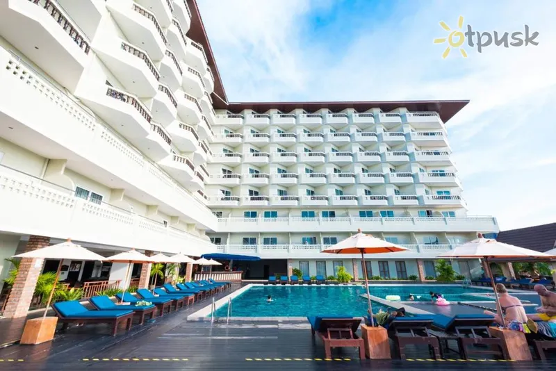 Фото отеля Jomtien Thani Hotel 3* Паттайя Таїланд екстер'єр та басейни
