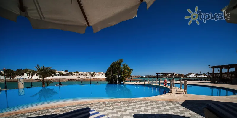 Фото отеля Sultan Bey Hotel 4* Ель-Гуна Єгипет екстер'єр та басейни