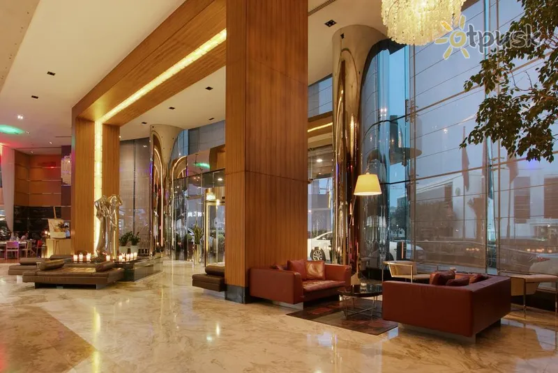 Фото отеля Radisson Blu Hotel Dubai Media City 5* Dubaija AAE vestibils un interjers