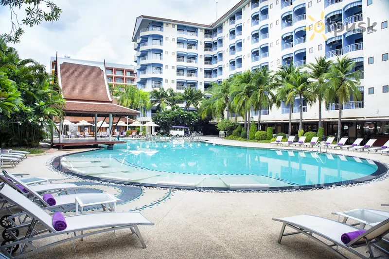 Фото отеля Mercure Hotel Pattaya 4* Паттайя Таиланд экстерьер и бассейны