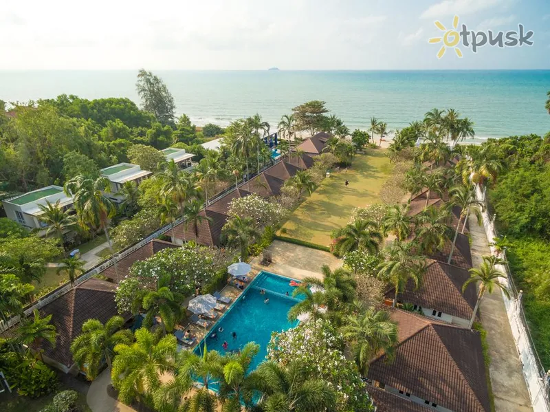 Фото отеля Bandara On Sea, Rayong 3* Паттайя Таиланд экстерьер и бассейны