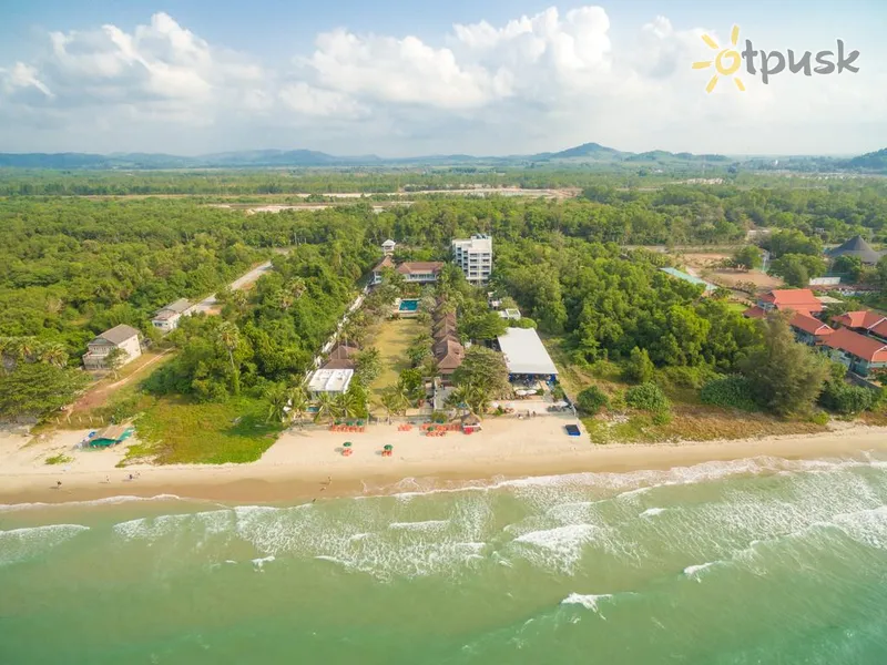 Фото отеля Bandara On Sea, Rayong 3* Pataja Tailandas išorė ir baseinai