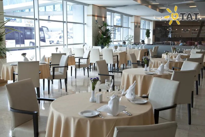 Фото отеля Tav Airport Hotel Istanbul 5* Стамбул Туреччина бари та ресторани