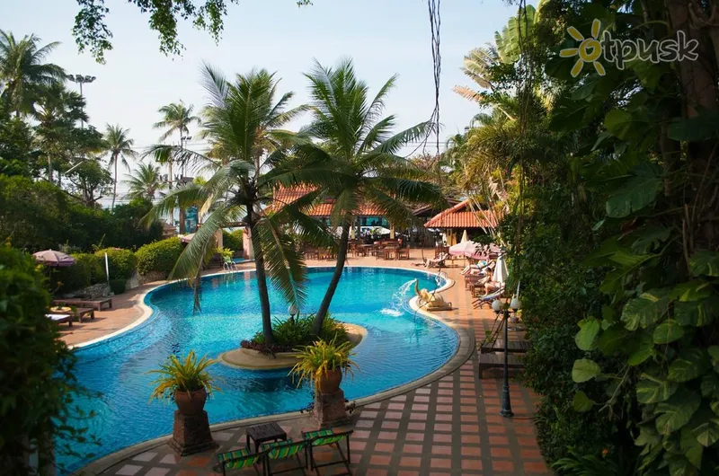 Фото отеля Natural Park Resort 3* Паттайя Таїланд екстер'єр та басейни