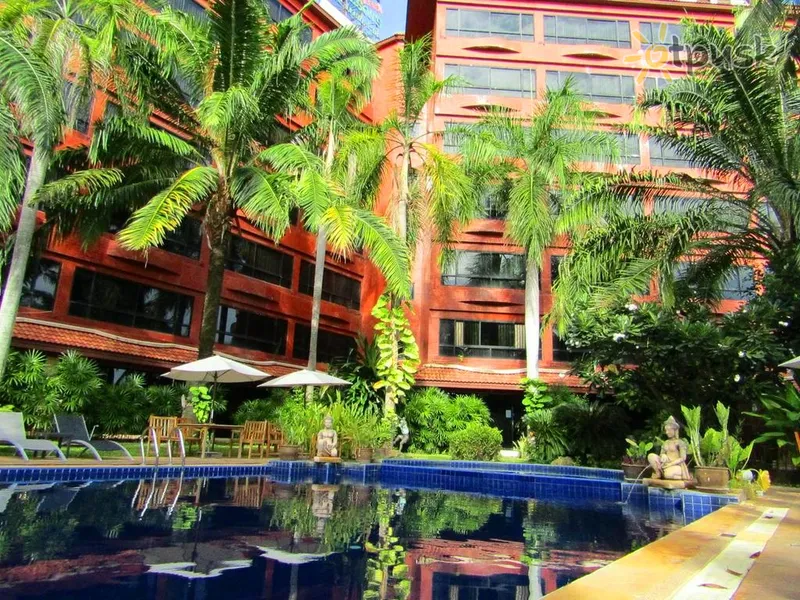 Фото отеля Nova Park Hotel 3* Паттайя Таїланд екстер'єр та басейни