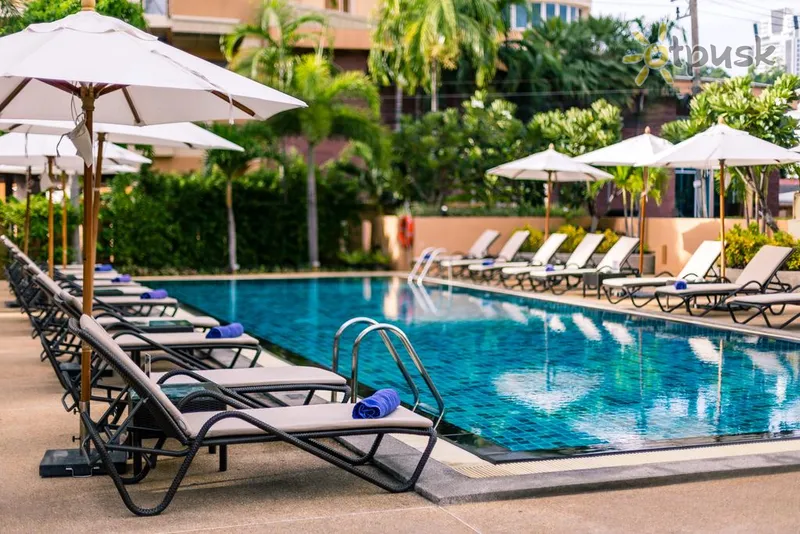 Фото отеля Nova Platinum Hotel 4* Паттайя Таиланд экстерьер и бассейны
