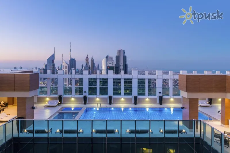 Фото отеля Sheraton Grand Hotel 5* Dubaija AAE ārpuse un baseini