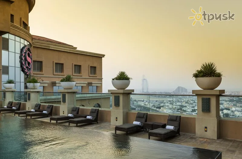Фото отеля Sheraton Dubai Mall of the Emirates Hotel 5* Дубай ОАЭ экстерьер и бассейны