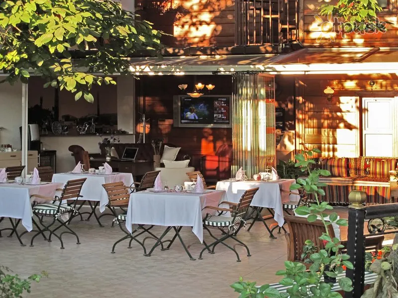Фото отеля Rose Garden Suites 4* Стамбул Турция бары и рестораны