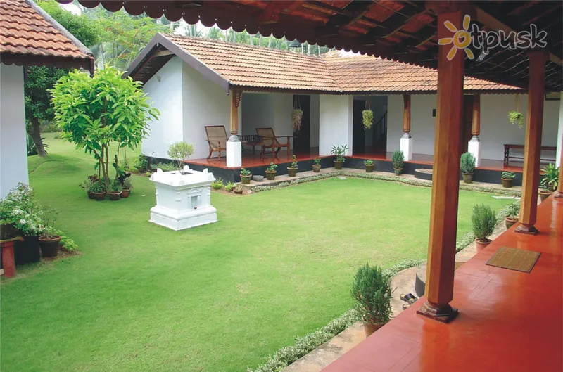 Фото отеля Harivihar Heritage Home 3* Керала Индия экстерьер и бассейны
